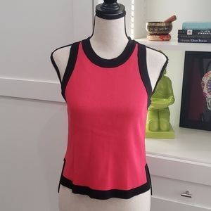 EUC NY&CO Cropped Sweater Tank